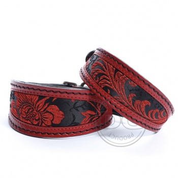 DG Exclusive collar  ROSES ON RED